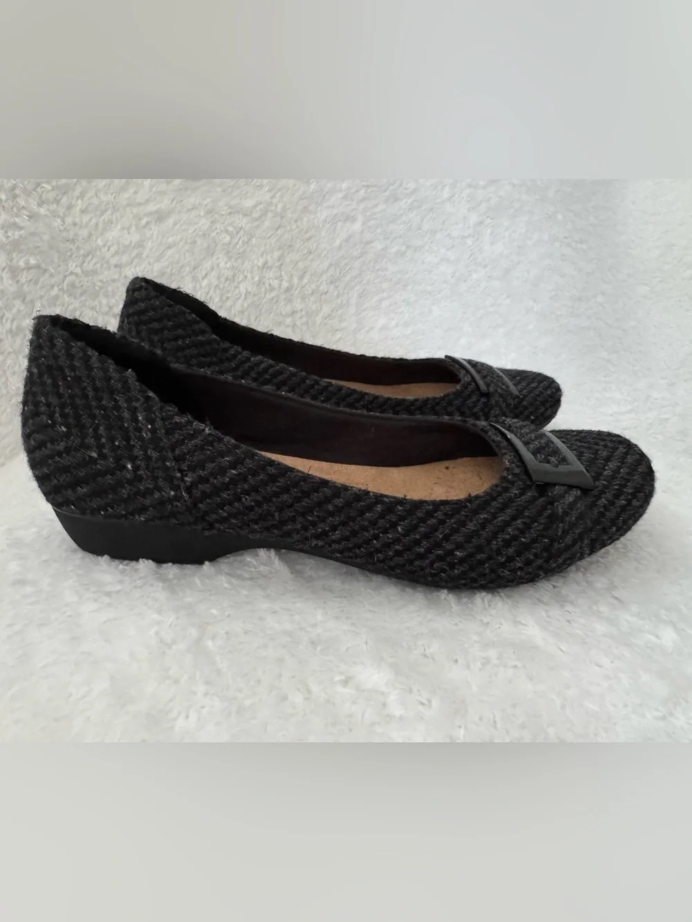 Clarks Cushion Soft black/gray herringbone tweed textile flats size 7.5M womens